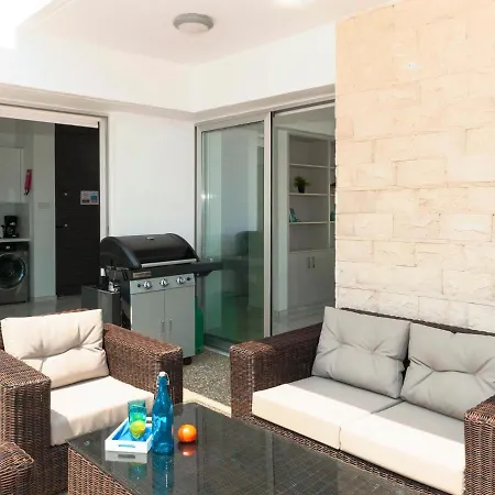 Ayia Thekla Sleeps 6 With Pool And Air Con